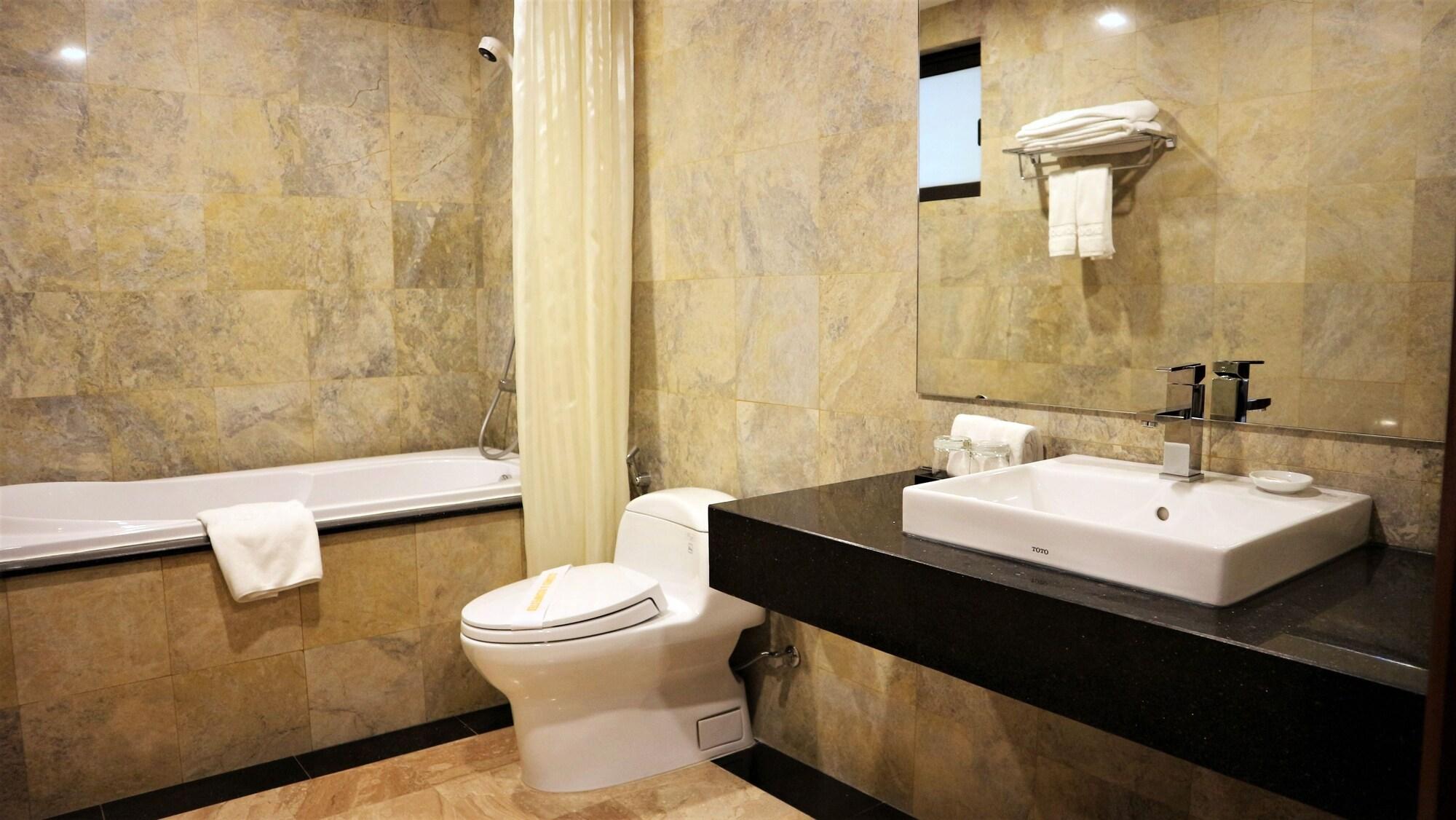 London Hanoi Hotel Bagian luar foto