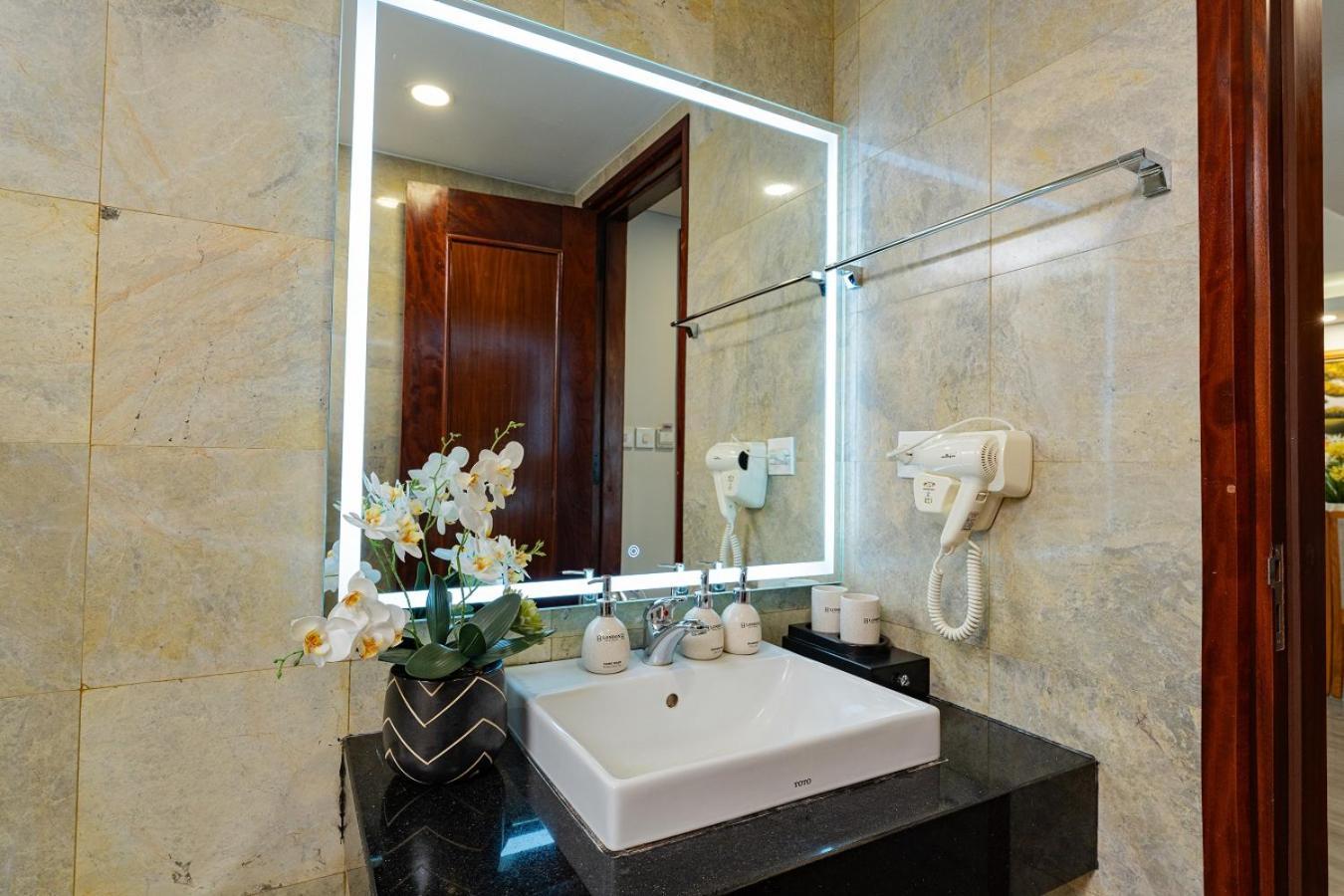 London Hanoi Hotel Bagian luar foto